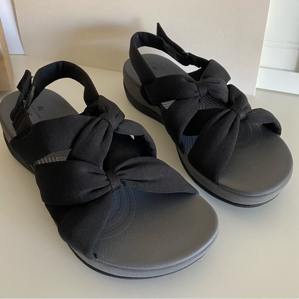 Clarks Cloudsteppers Arla Wide Width Black Sandals size 9.5 (US) - Picture 5 of 8